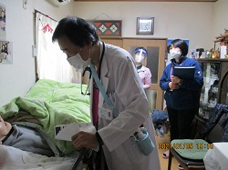 とわだ診療所 診療風景